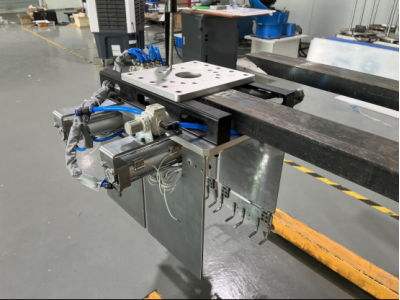 紙箱碼垛用什么機器人夾具更合適？